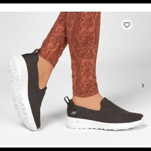 Skechers Go Walk Joy sneakers- size 10